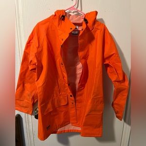 Men’s heavy duty (rain/fishing) jacket. Size small Helly Hanson